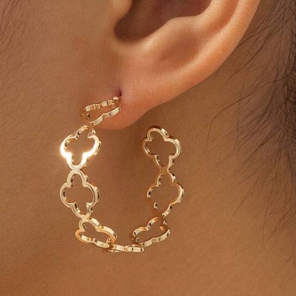 Jewelry - Clover Hoop Earrings